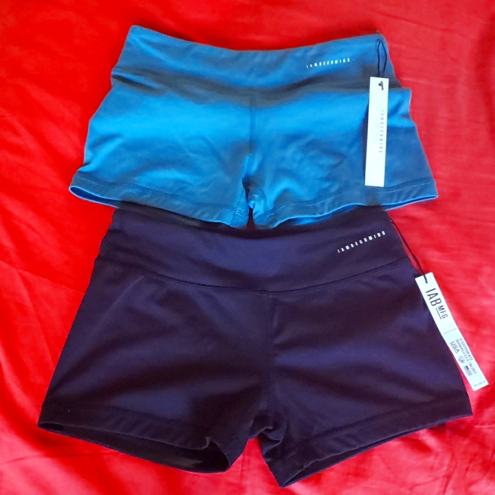 NWT IAB No Ride pair of shorts  3 inches  Xsmall Black & Blue